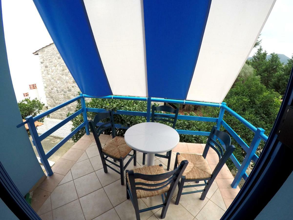 Papadogiannopoulos House Aigio Exterior photo